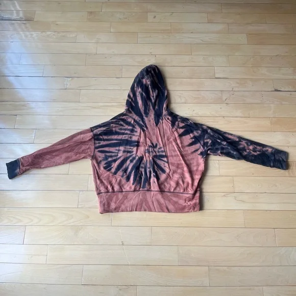 OFFLINE OTT Fleece Tie Dye Cropped Hoodie in Jupiter Brown - Picture 5 of 11